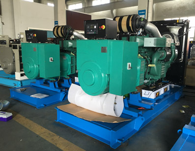 柴油發(fā)電機(jī)電壓調(diào)節(jié)器與設(shè)備穩(wěn)壓器一樣嗎？